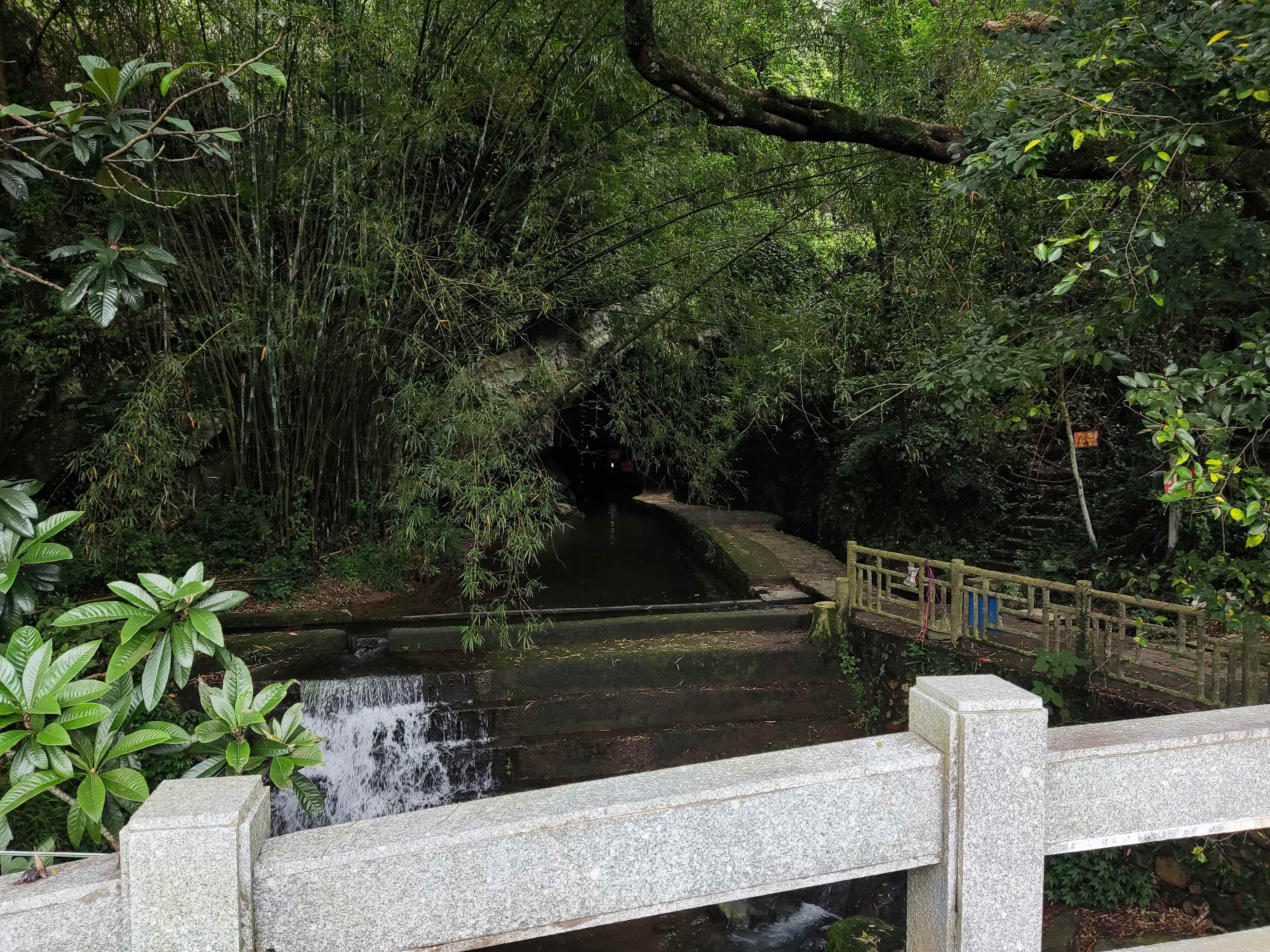 连平县圣迹苍岩旅游景区旅行图片 3