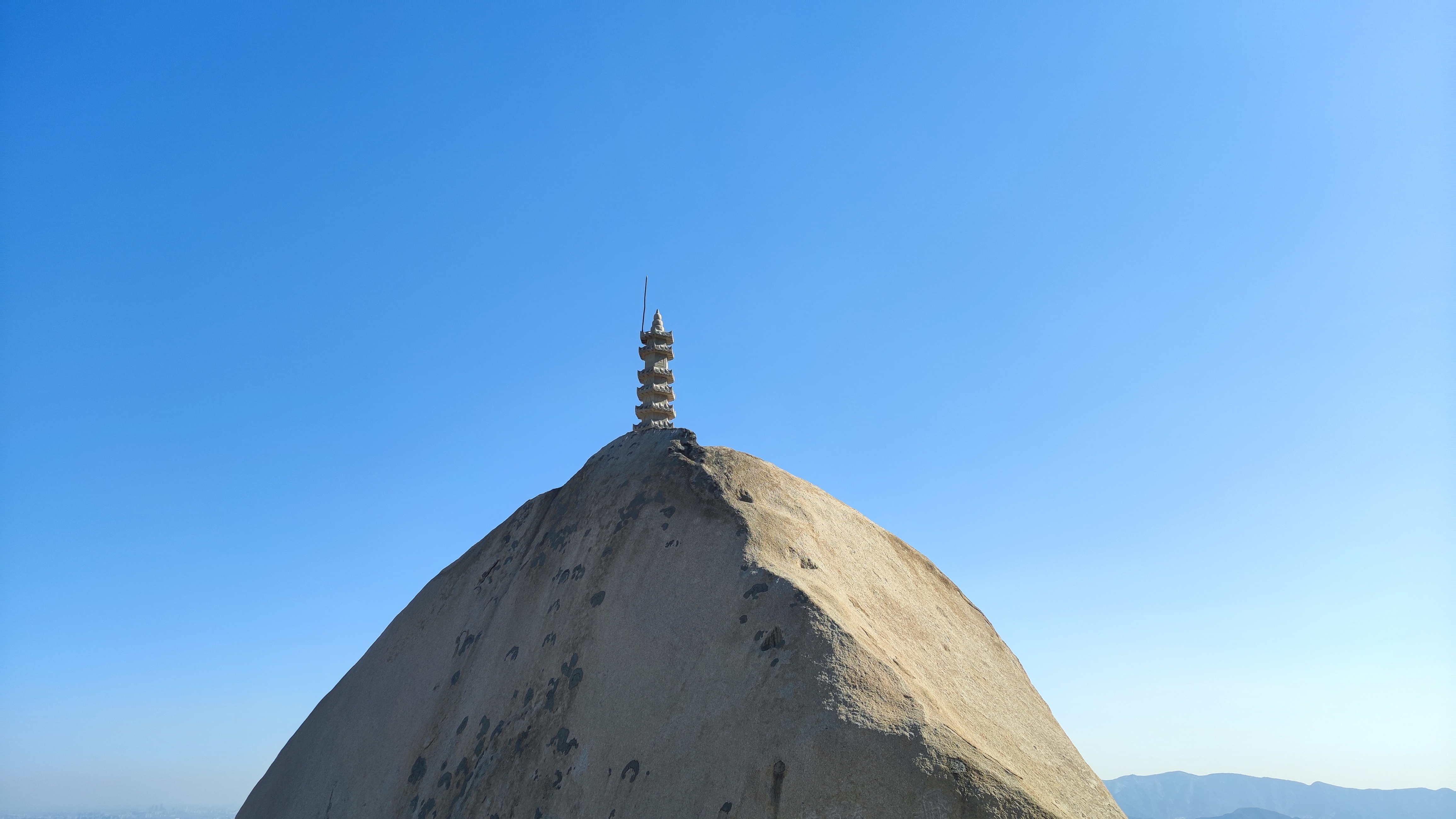 飞来石塔 - 阳坊镇便民圈栖邻生活圈风景名胜服务点实景照片