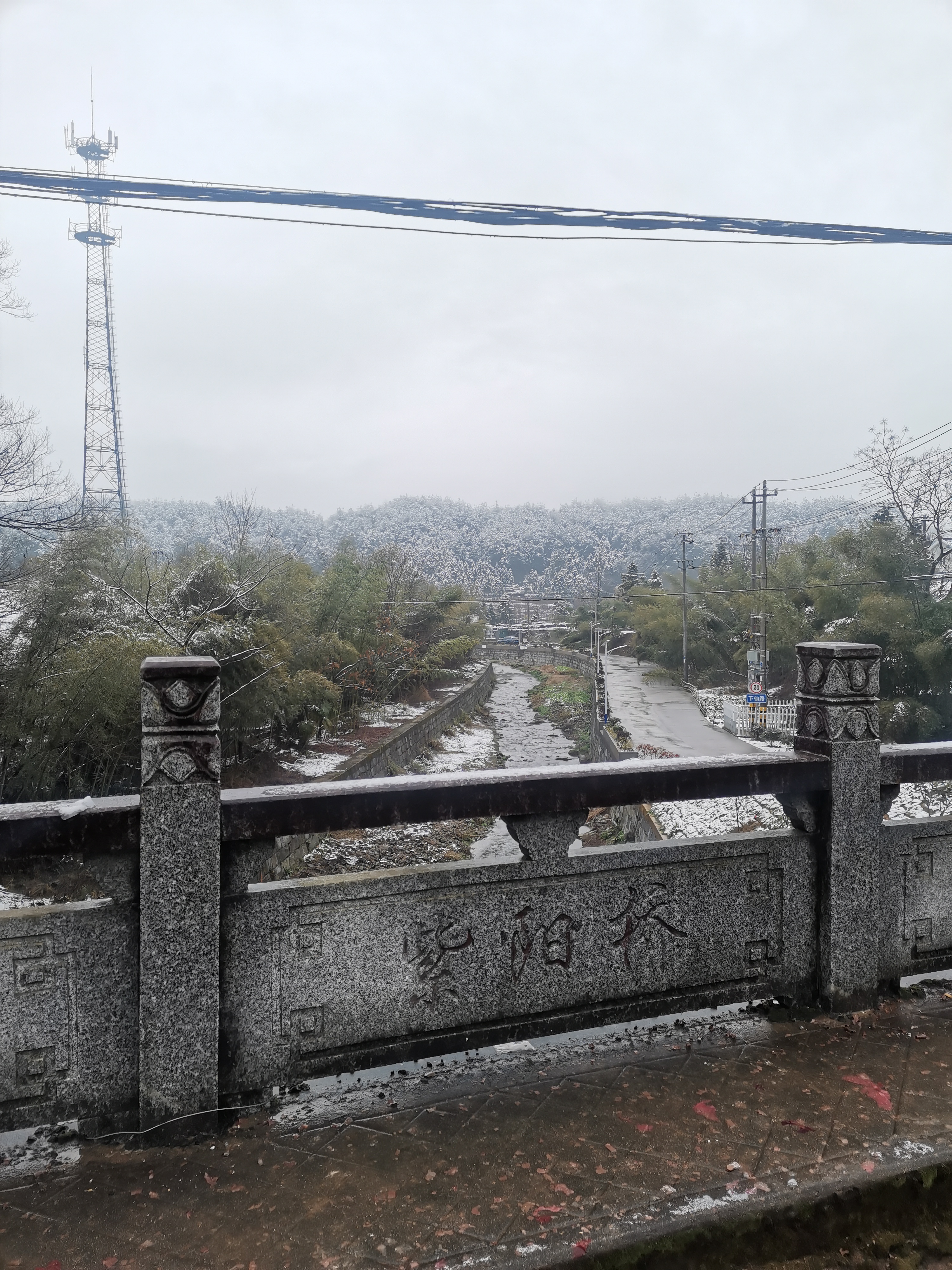 表灵塔旅行图片
