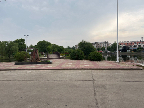 月亮湖公园旅行图片 1