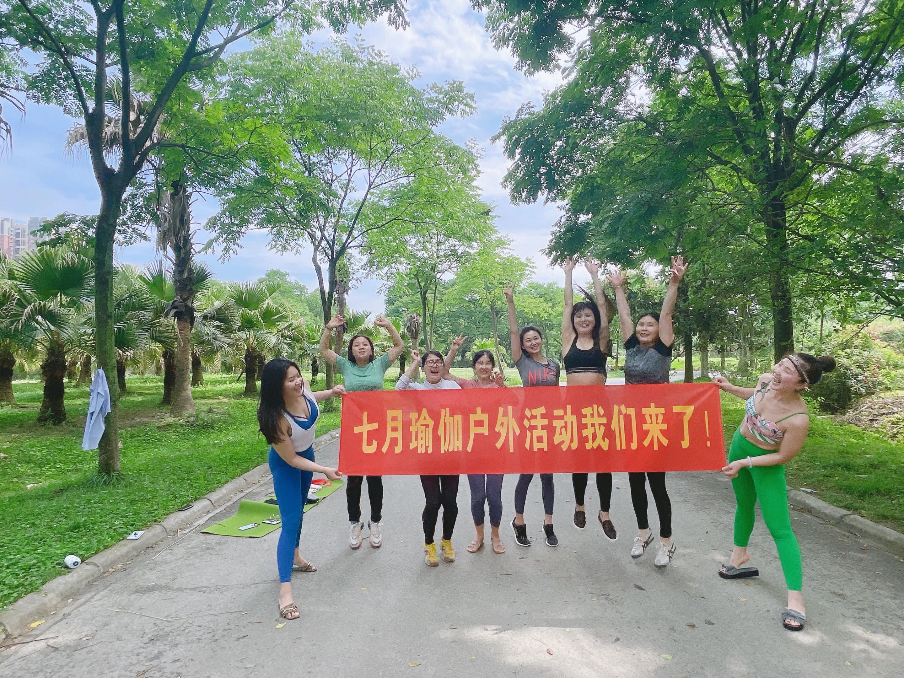 场地封面-童话裡瑜伽普拉提(龙城·红光里恒泰广场店)