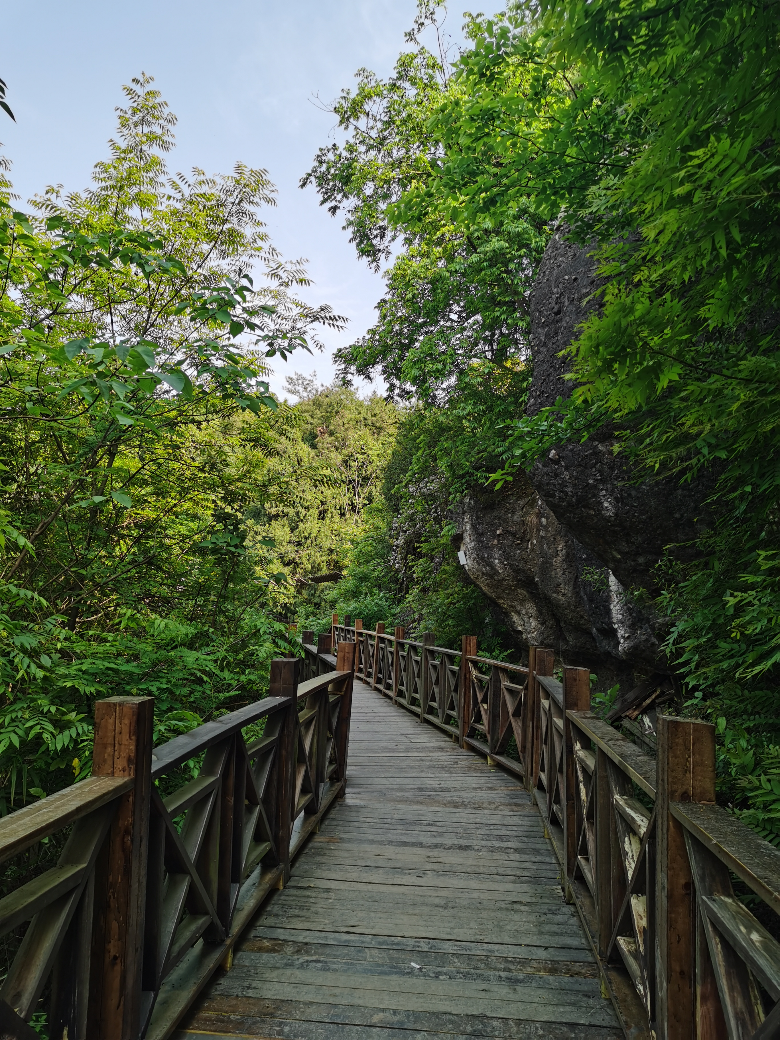 鹰嘴岩木栈道旅行图片 1