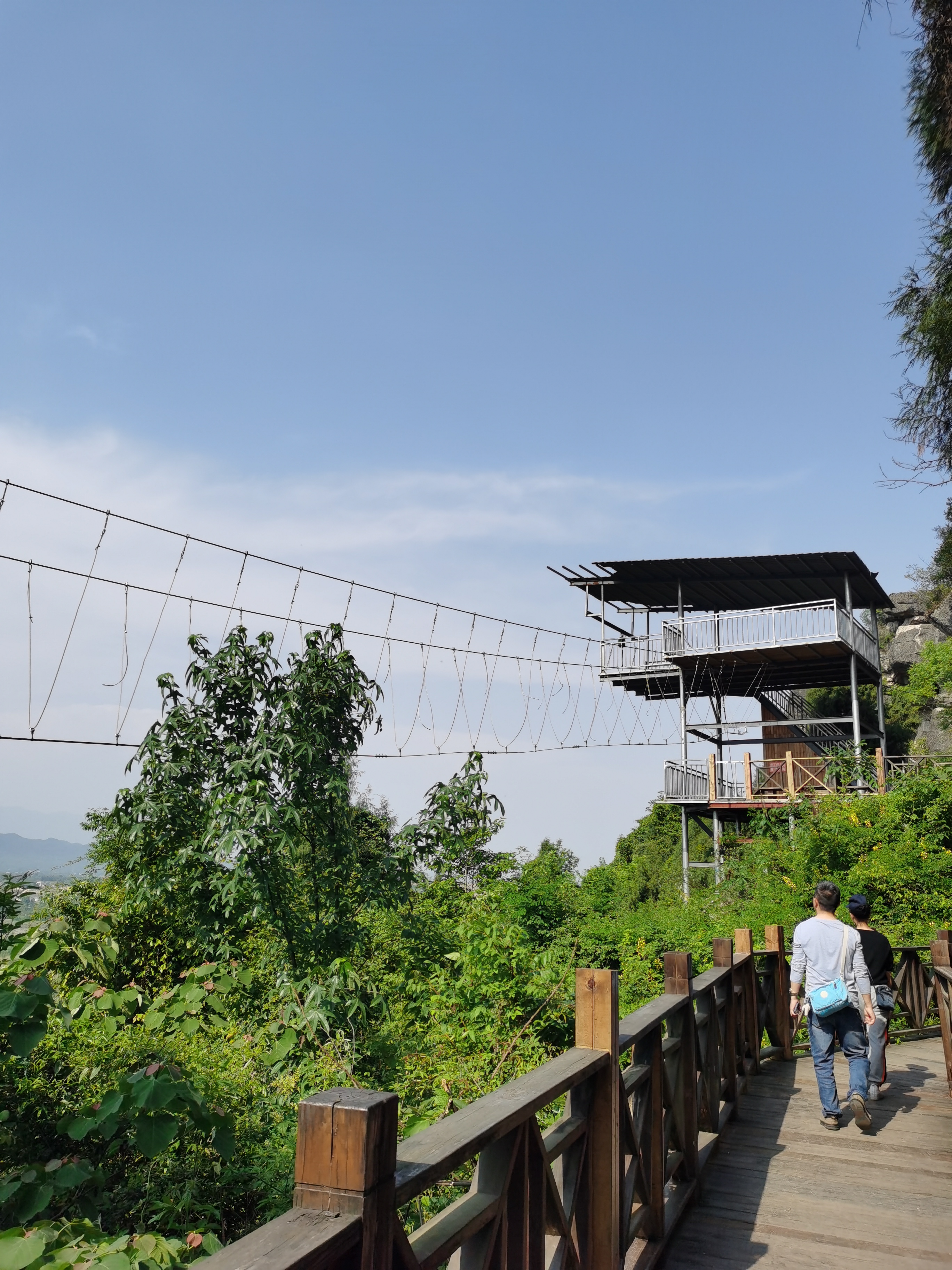鹰嘴岩木栈道旅行图片 3