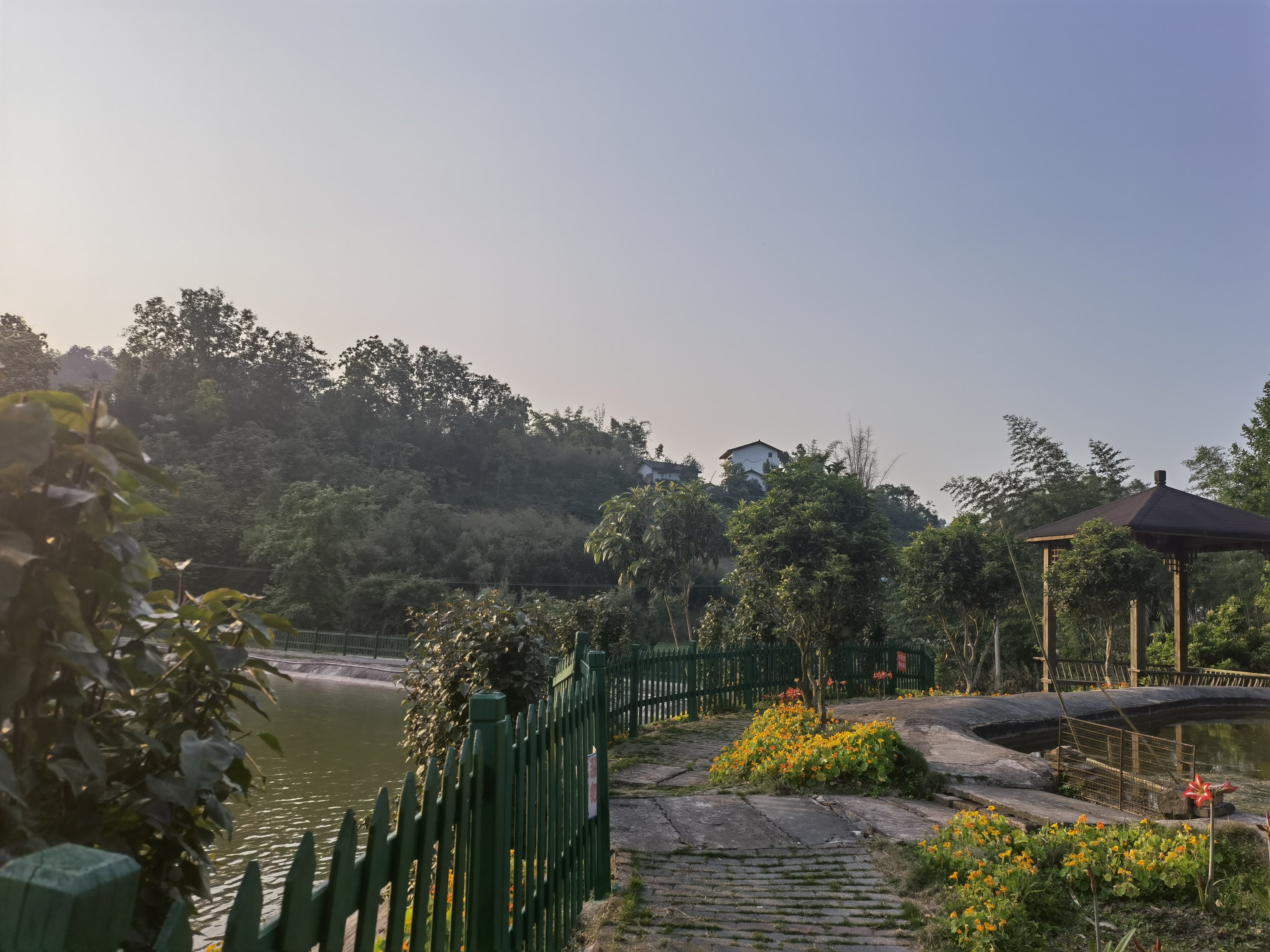 场地封面-龙门客栈垂钓园烧烤露营基地