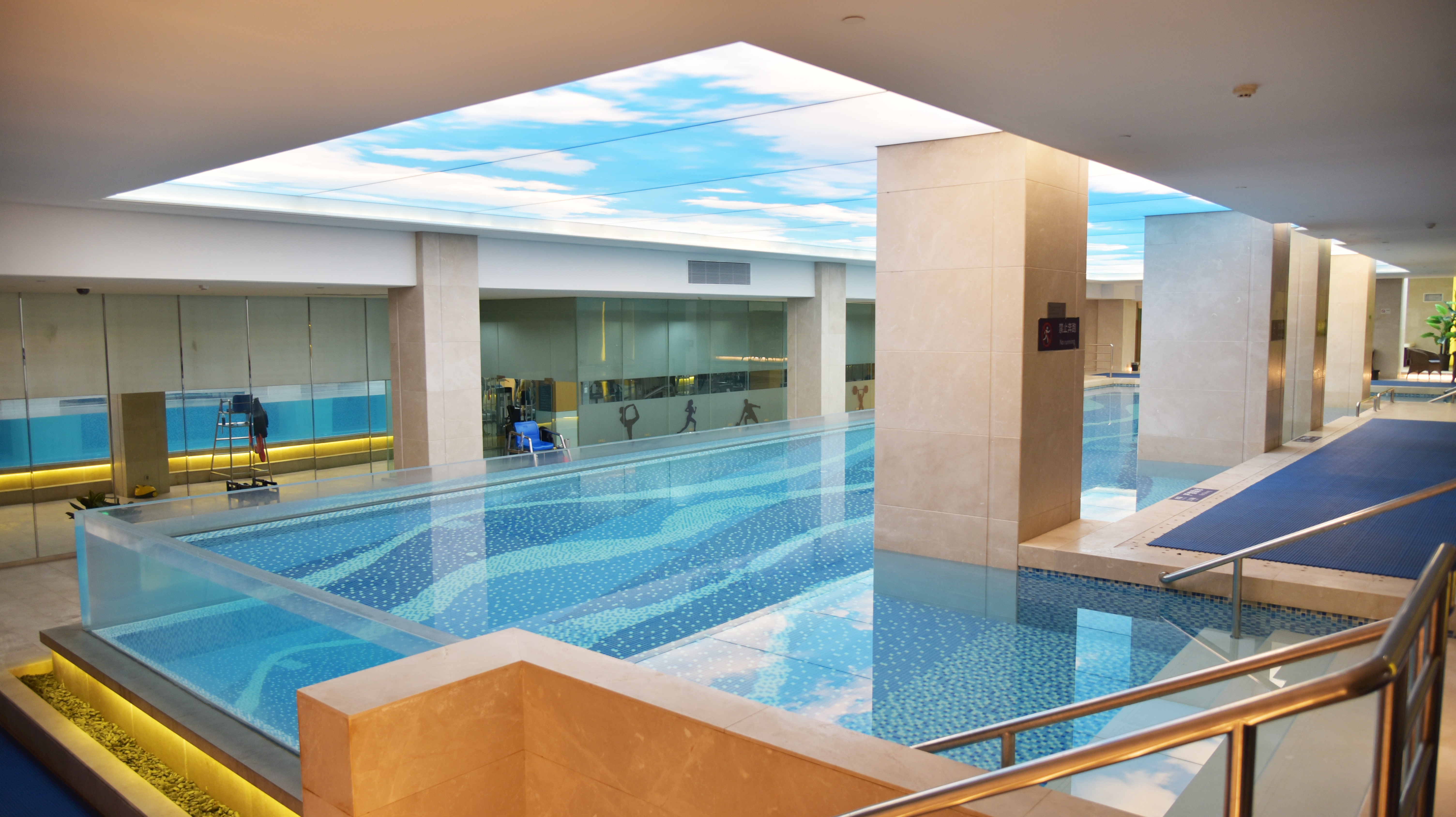 场地封面-杭州瑞立江河汇酒店游泳池