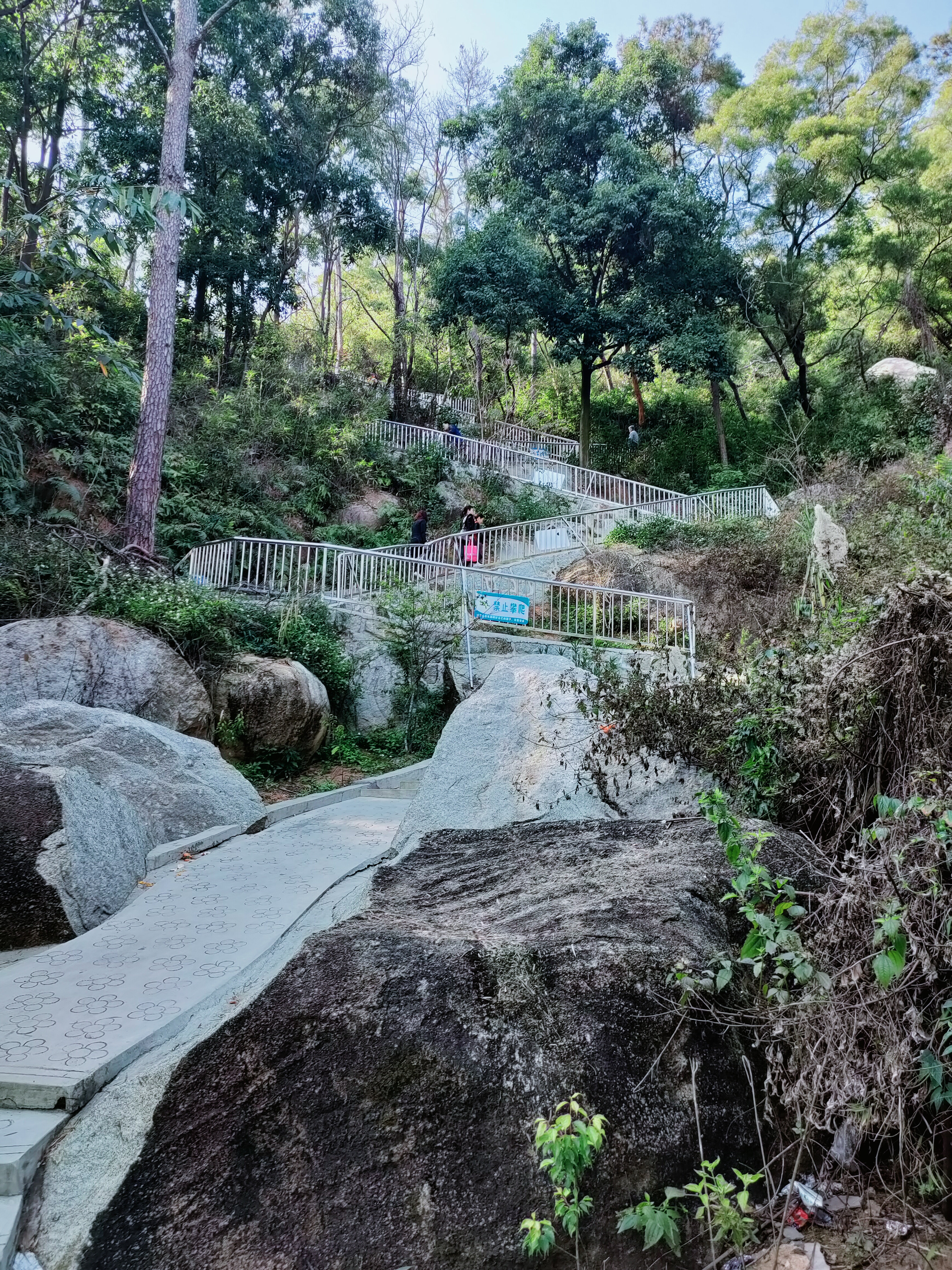 麒麟岩旅行图片 3