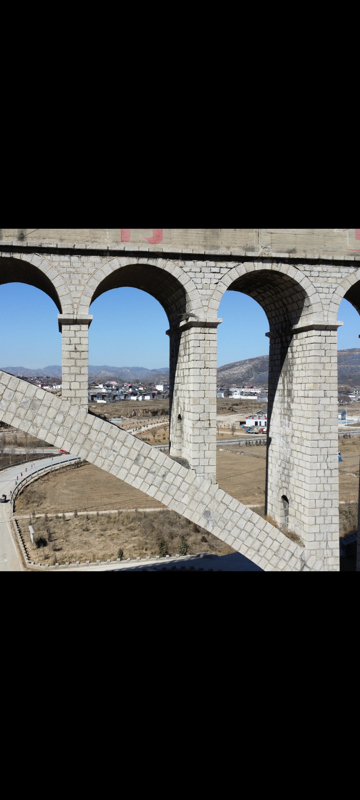 张二庄村险峰渡槽风景区旅行图片 1