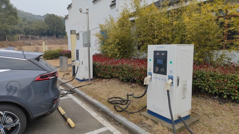 国联智充充电站(宜兴金云庄) - 西渚镇便民圈栖邻生活圈汽车服务服务点实景照片