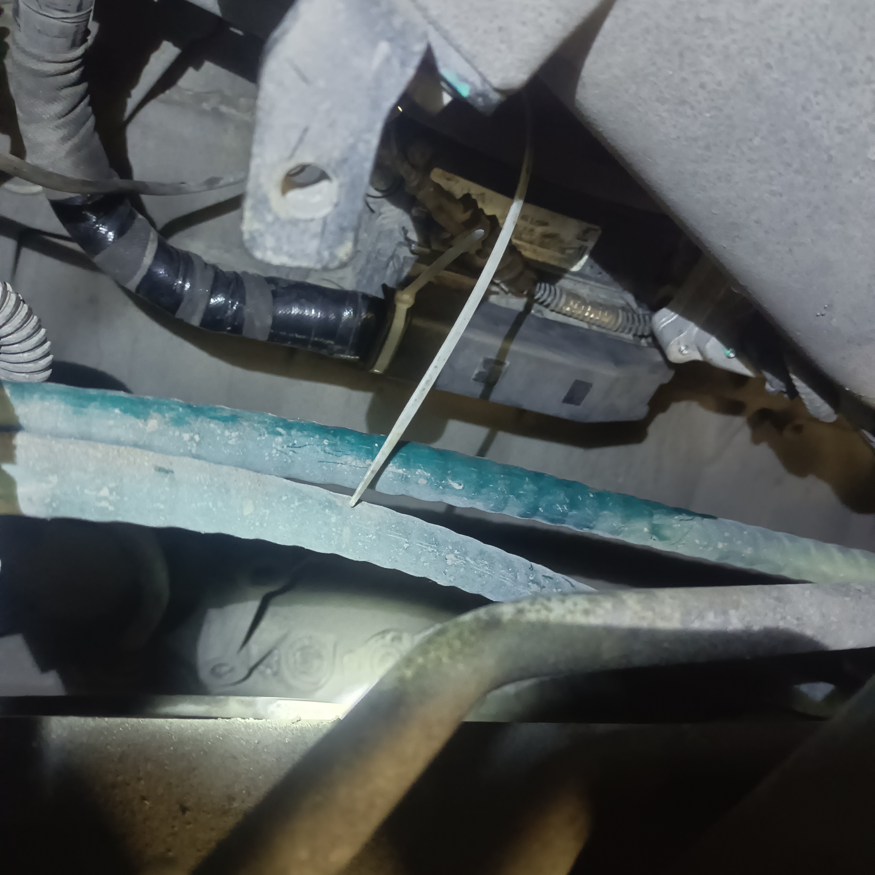 小张汽车电路维修