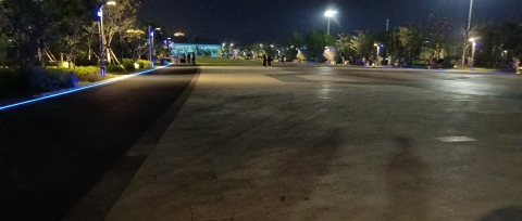 酒都广场旅行图片 3