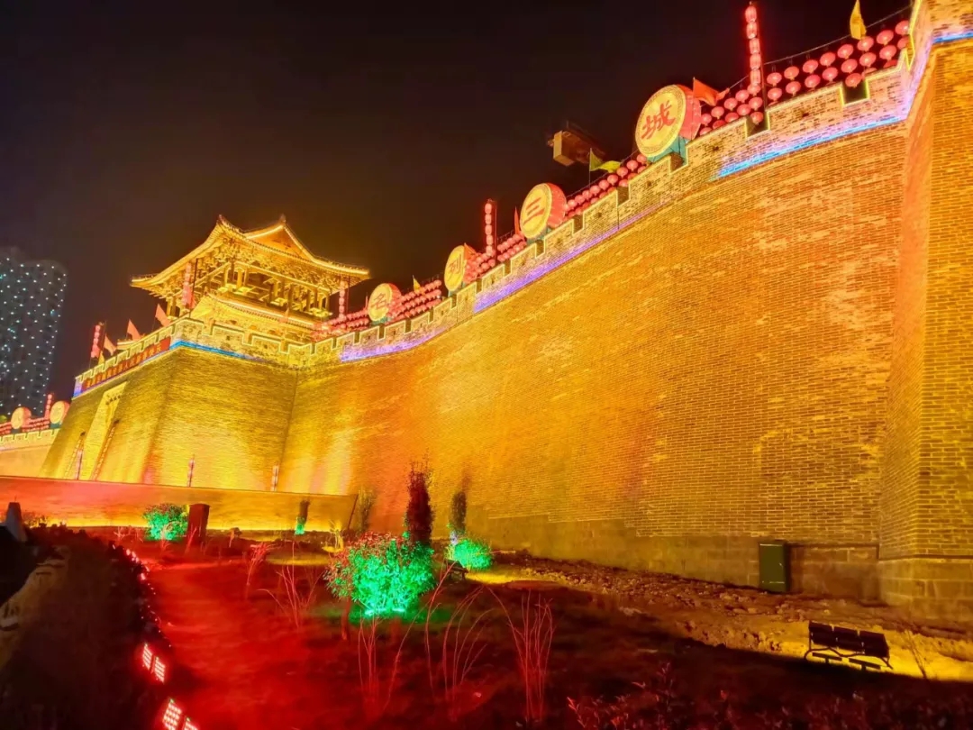 东门广场旅行图片 3