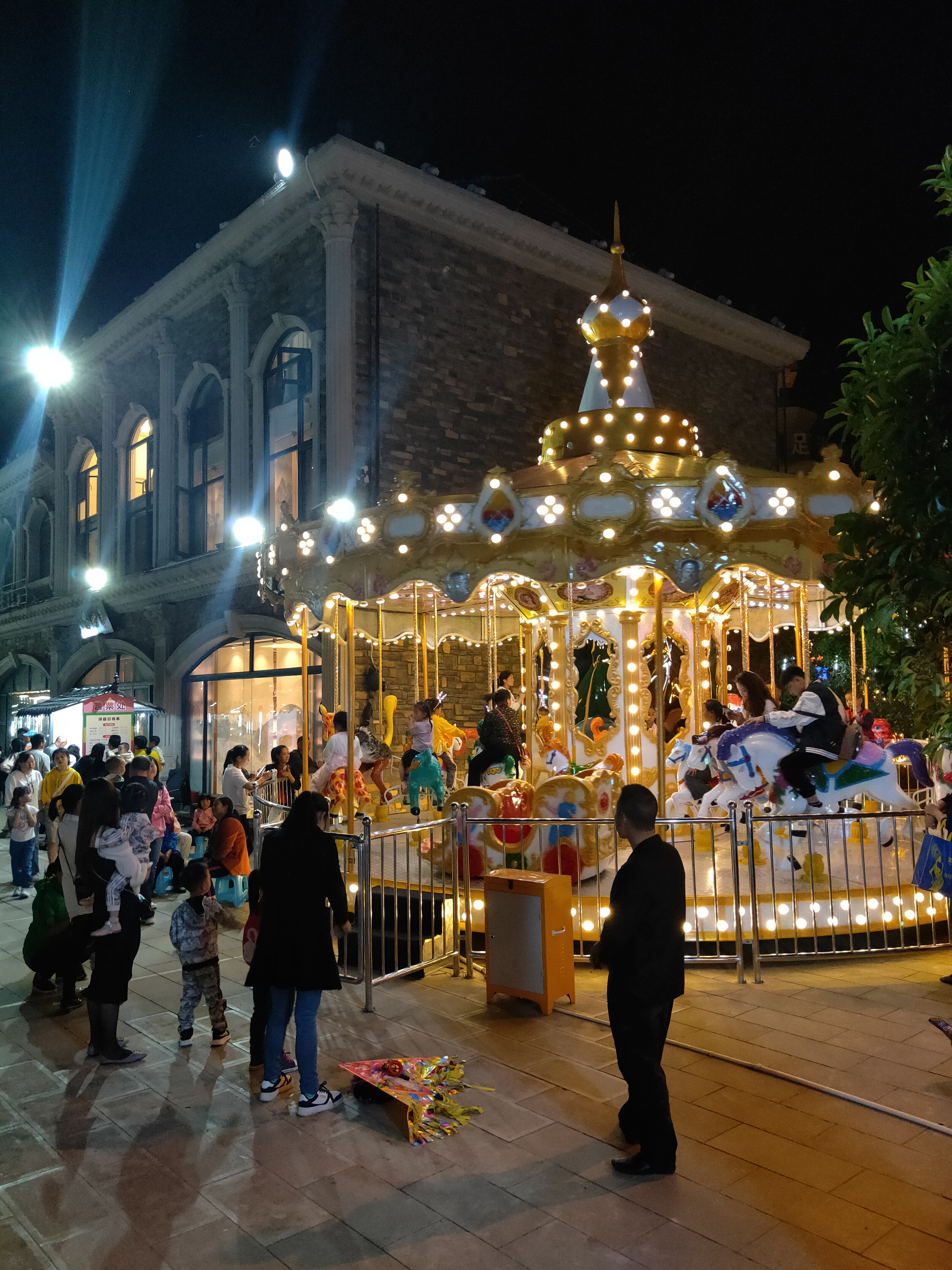 昭阳区望海夜市儿童游乐园