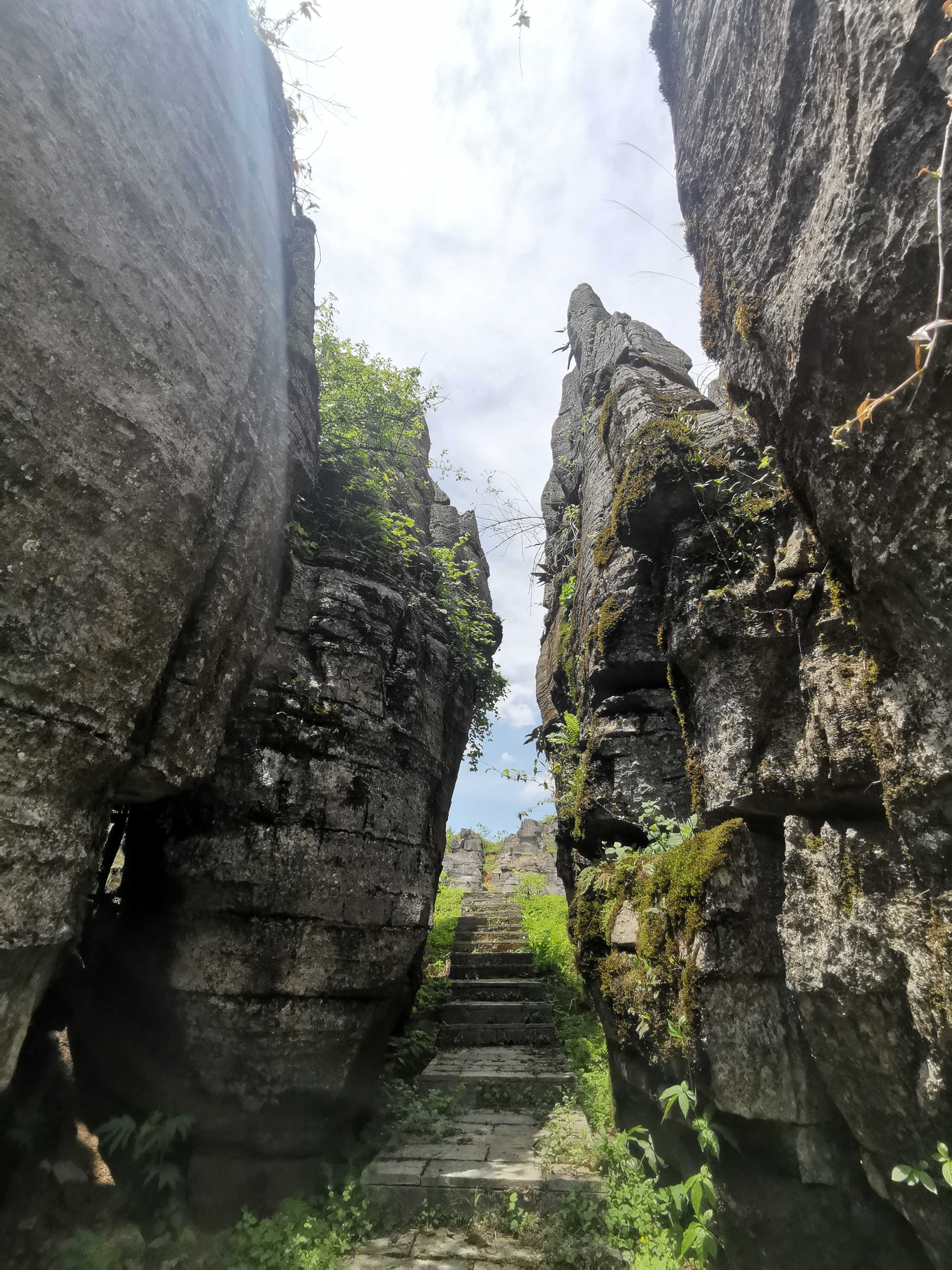 高峰石城景区旅行图片 3