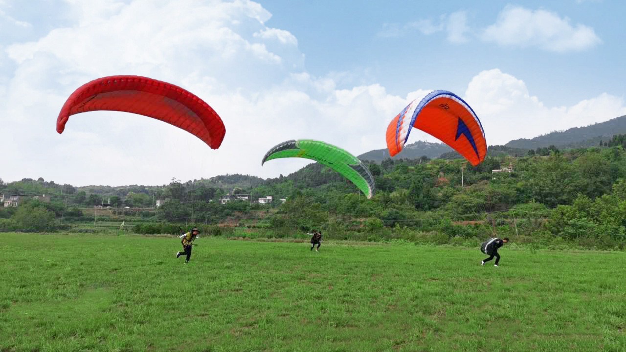 场地封面-成都小云飞行营地(滑翔伞基地)